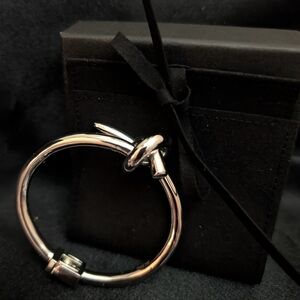 #66. TRENDING! NIB Elegant Silver Knot Bracelet
